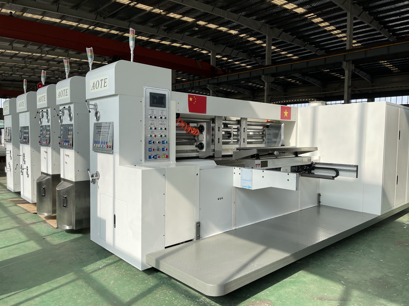 ?2021年5月21日，越南富發紙箱廠采購的ZYKM I型900x2000mm 高速全自動印刷開槽模切機生產完畢，準備發貨。